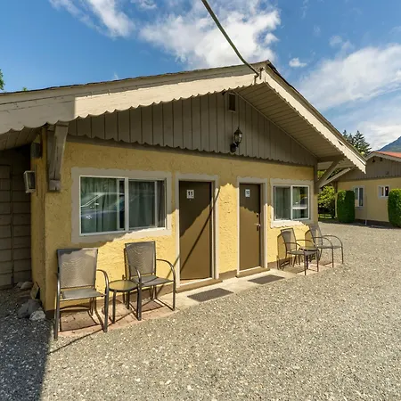 Richca Chalets Resort Hope Exterior photo